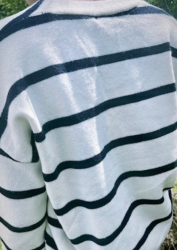 Gilet blanc à rayures bleu Marine