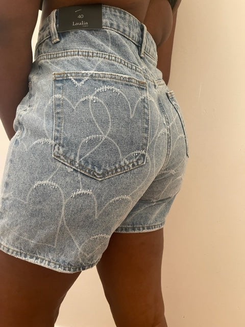 Short boyfriend